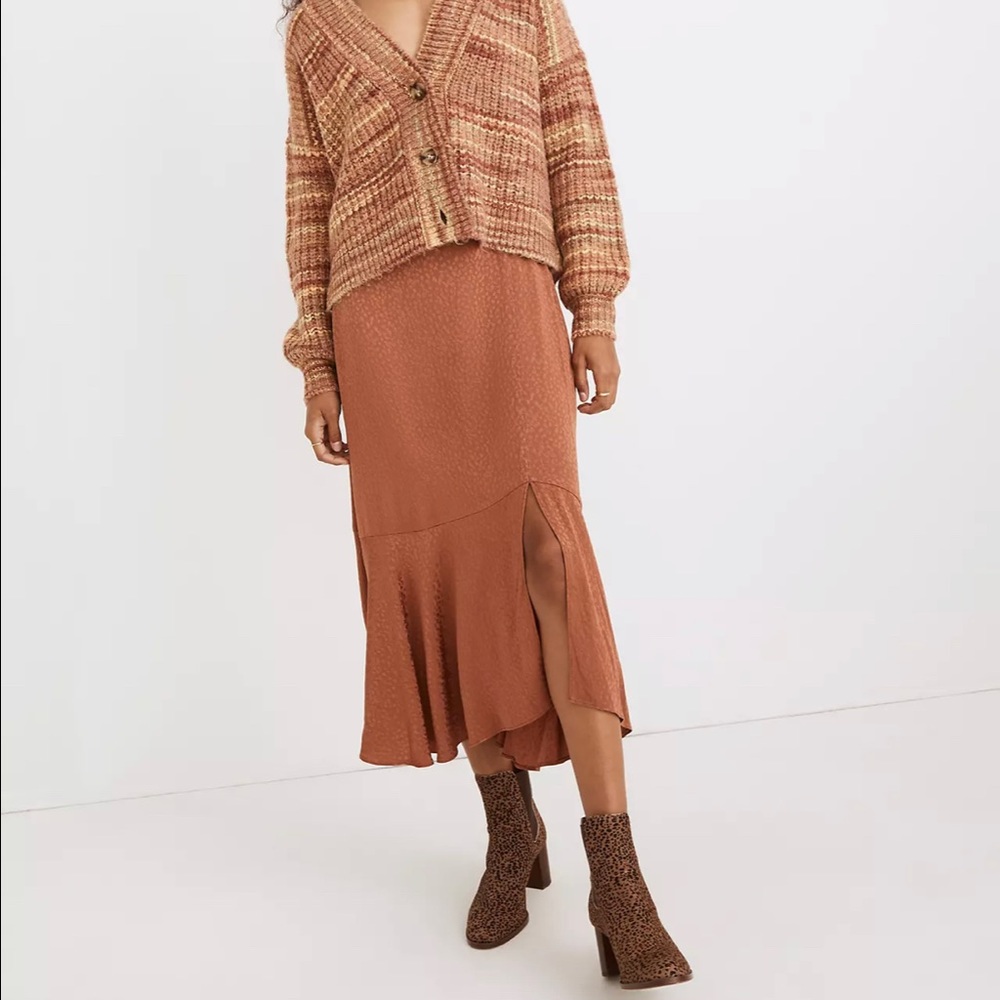 Flounce-Hem Midi Skirt in Cheetah Jacquard SZ 2